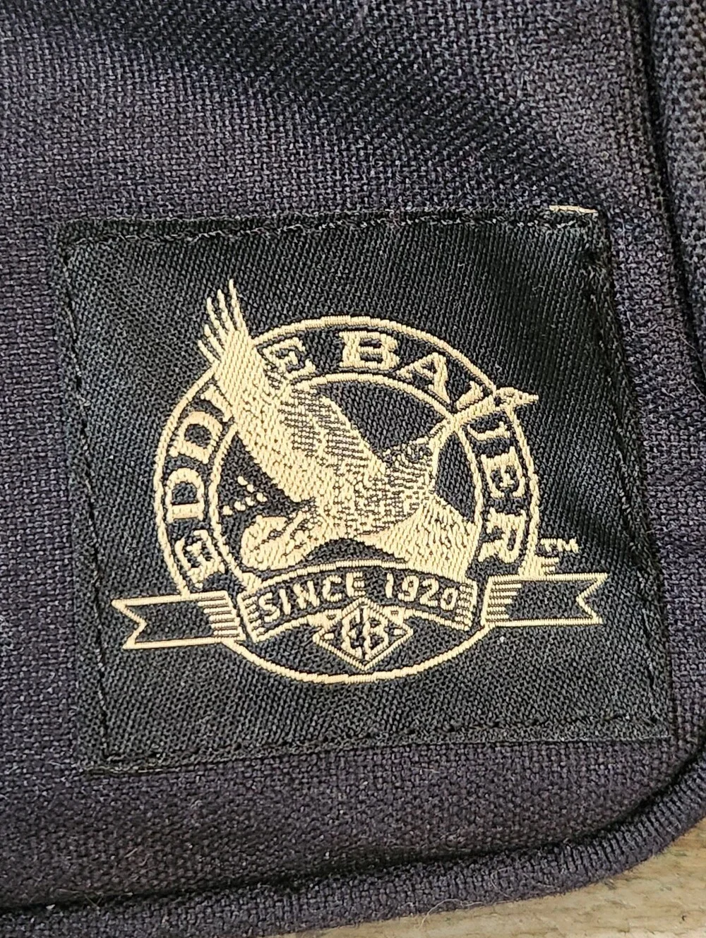 ✨️Eddie Bauer Black Cargo Duffel Bag 18